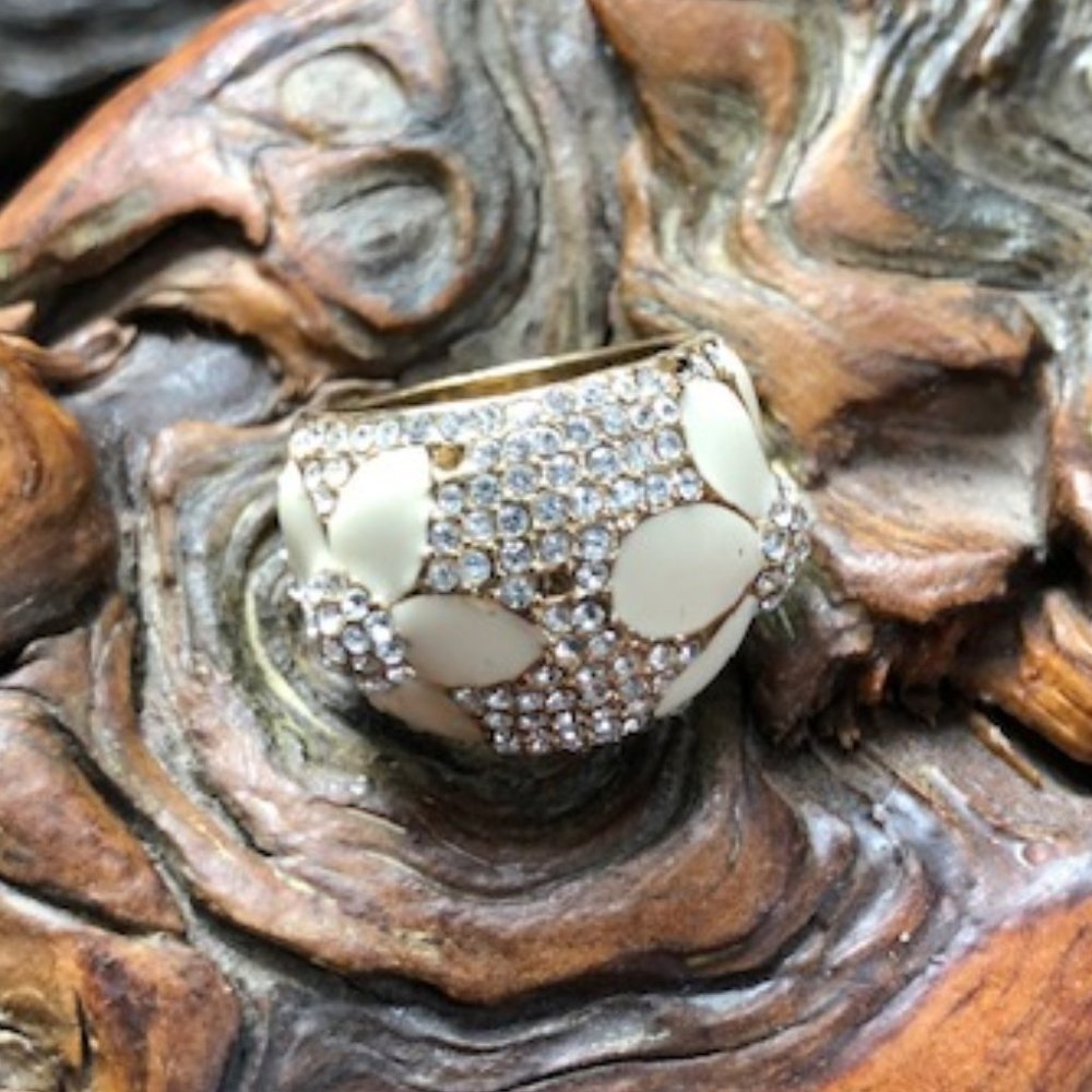 Rhinestone and Enamel Flower Ring
